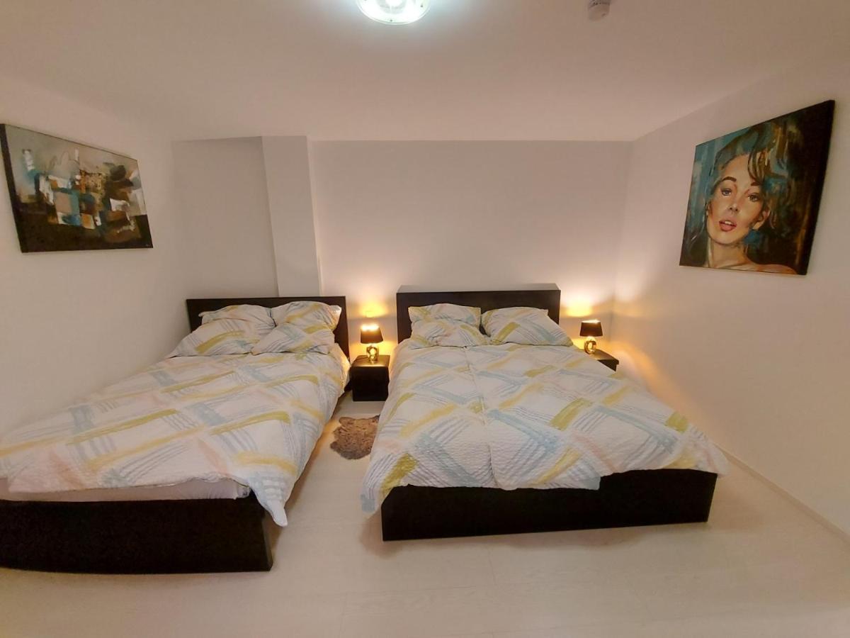 Several Different Rooms, Newly Furnished, In A New House In Vichten Buitenkant foto